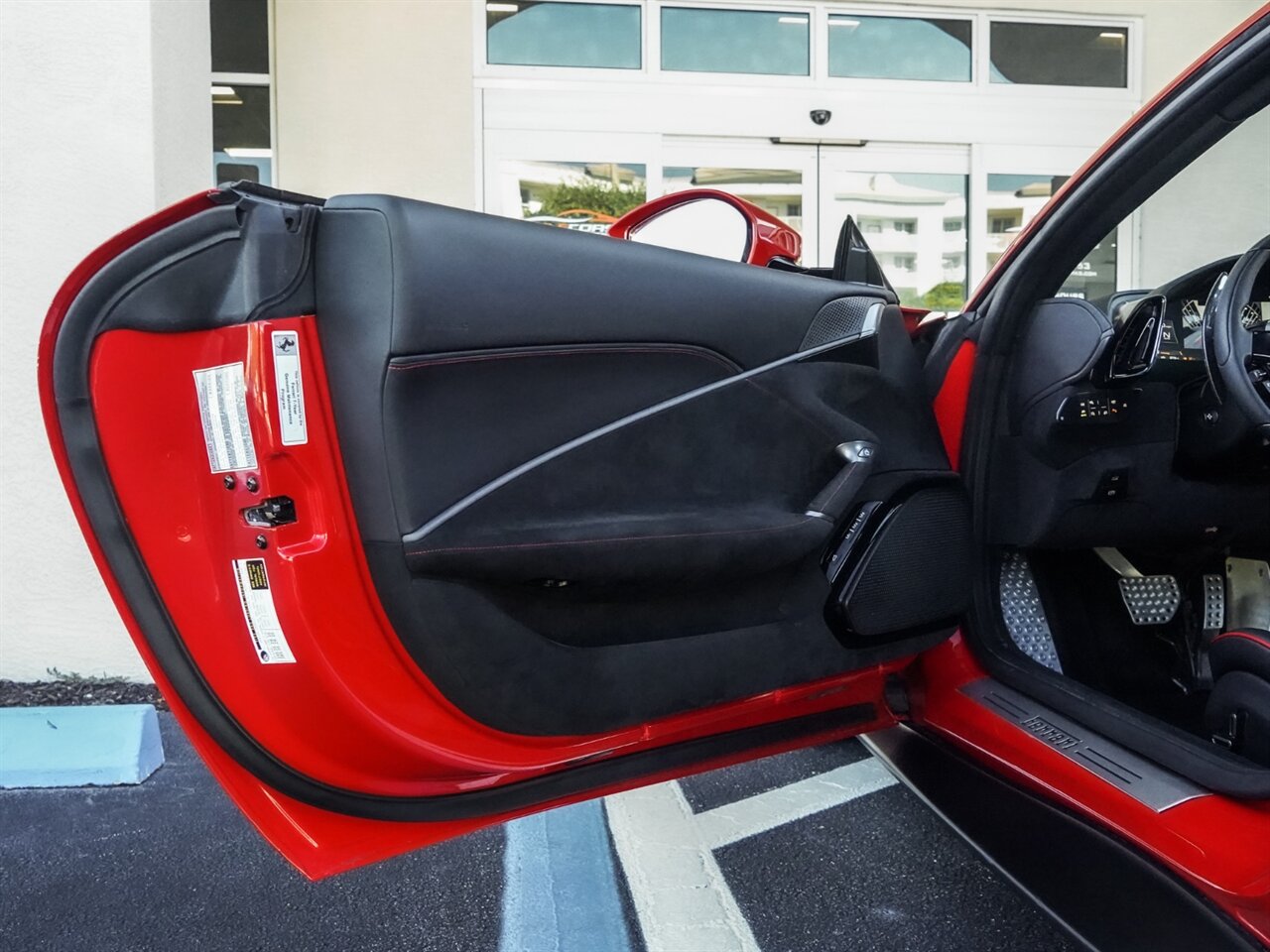 2021 Ferrari Roma   - Photo 21 - Bonita Springs, FL 34134