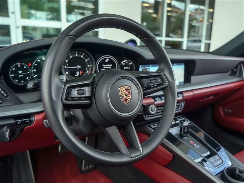 2020 Porsche 911 Carrera 4S - Photo 12 - Bonita Springs, FL 34134
