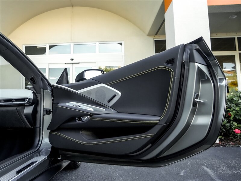 2022 Chevrolet Corvette C8R - Photo 22 - Bonita Springs, FL 34134