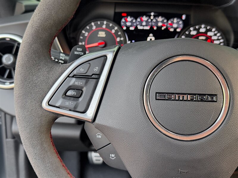 2019 Chevrolet Camaro ZL1   - Photo 28 - Bonita Springs, FL 34134