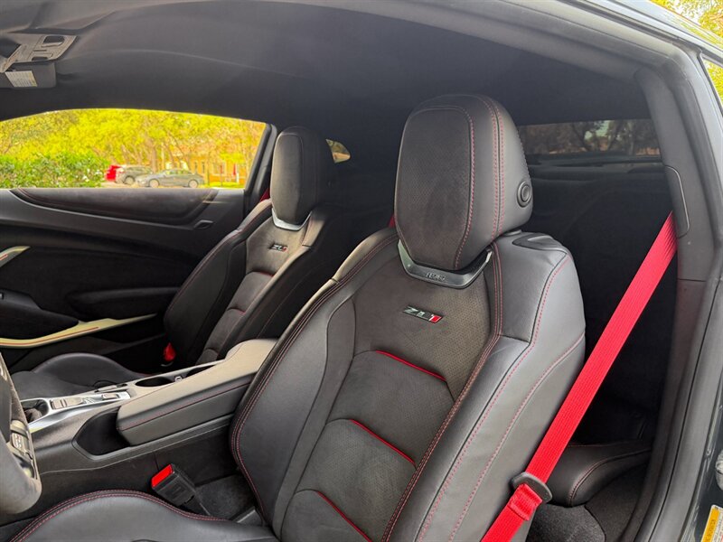 2019 Chevrolet Camaro ZL1   - Photo 20 - Bonita Springs, FL 34134