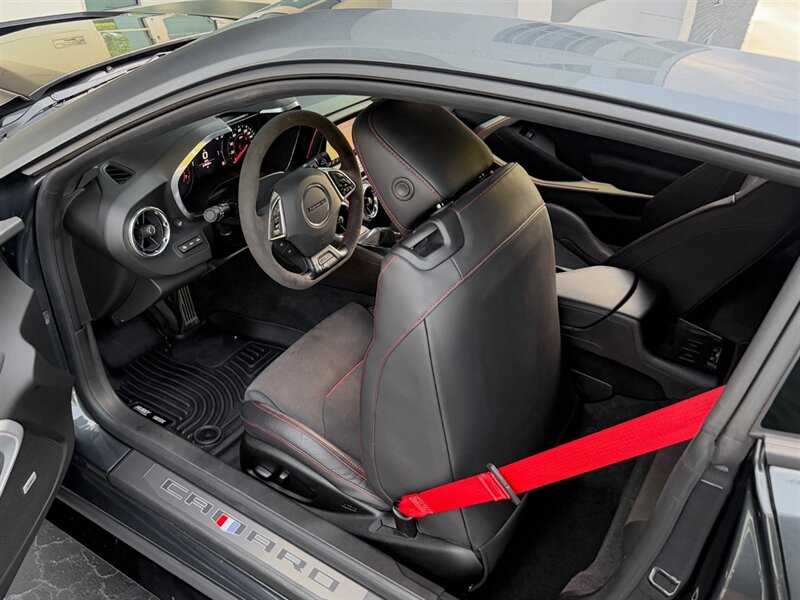 2019 Chevrolet Camaro ZL1   - Photo 22 - Bonita Springs, FL 34134