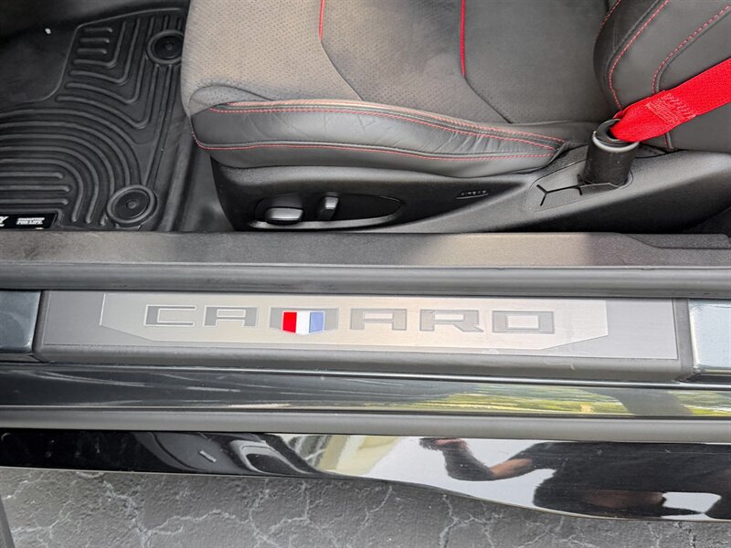 2019 Chevrolet Camaro ZL1   - Photo 25 - Bonita Springs, FL 34134