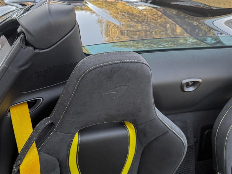 2022 McLaren 720S Spider Performance   - Photo 33 - Bonita Springs, FL 34134