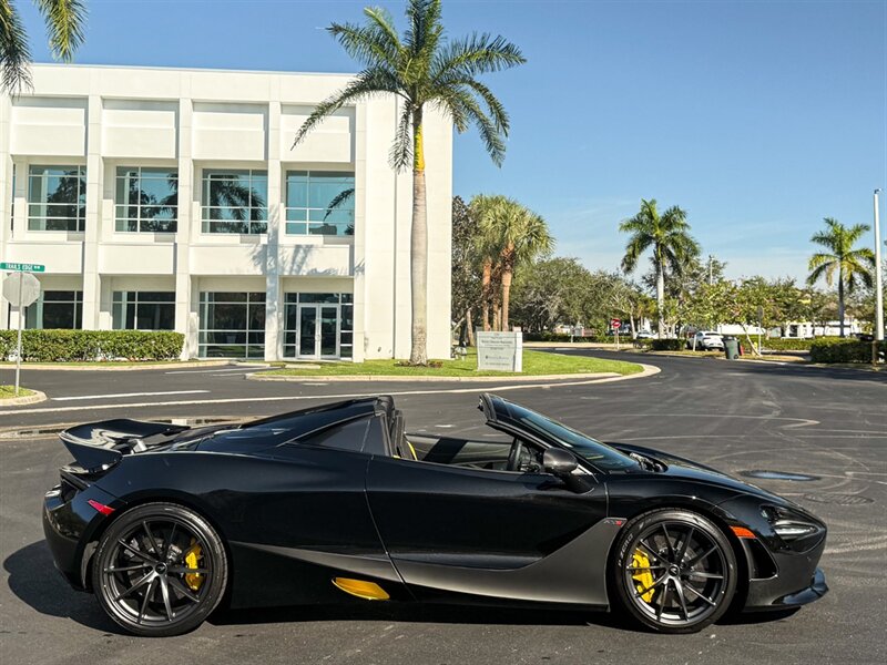 2022 McLaren 720S Spider Performance   - Photo 60 - Bonita Springs, FL 34134