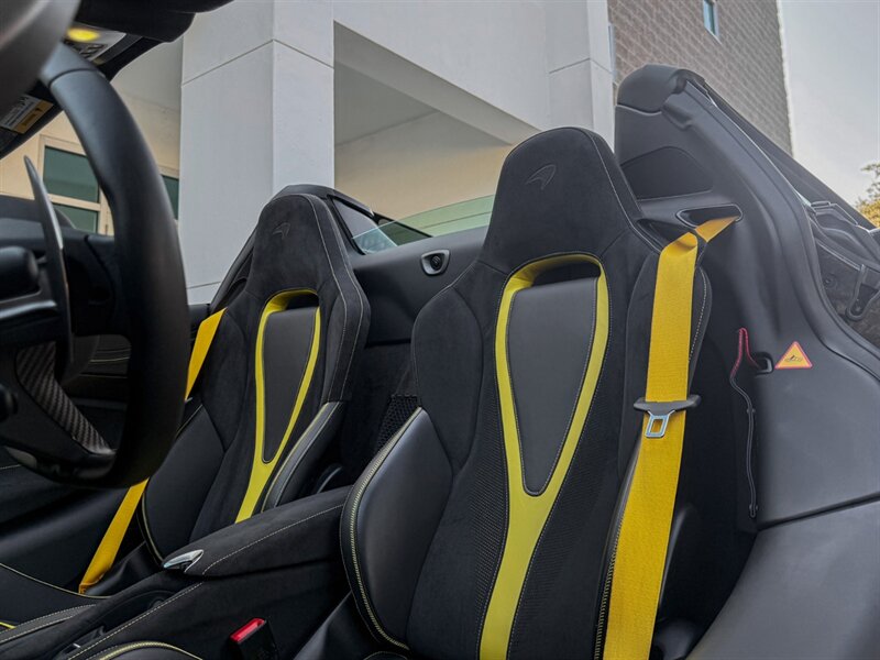 2022 McLaren 720S Spider Performance   - Photo 25 - Bonita Springs, FL 34134