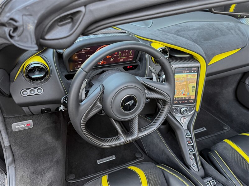 2022 McLaren 720S Spider Performance   - Photo 30 - Bonita Springs, FL 34134
