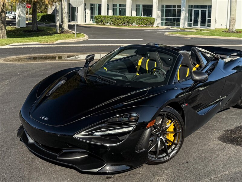 2022 McLaren 720S Spider Performance   - Photo 10 - Bonita Springs, FL 34134