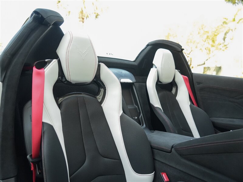 2023 Chevrolet Corvette Z06 70th Anniversary   - Photo 34 - Bonita Springs, FL 34134