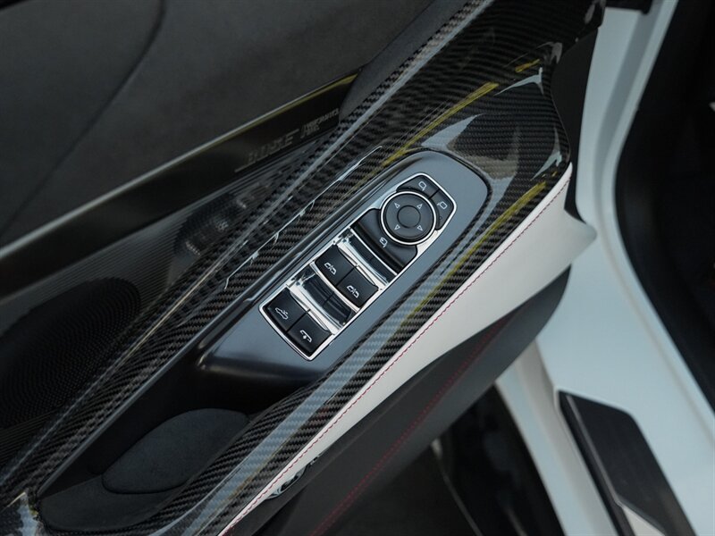 2023 Chevrolet Corvette Z06 70th Anniversary   - Photo 26 - Bonita Springs, FL 34134