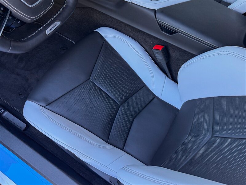 2025 Chevrolet Corvette Z06 - Photo 21 - Bonita Springs, FL 34134