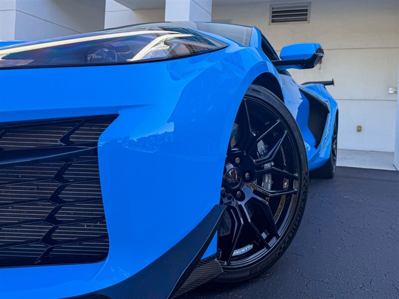 2025 Chevrolet Corvette Z06 - Photo 11 - Bonita Springs, FL 34134