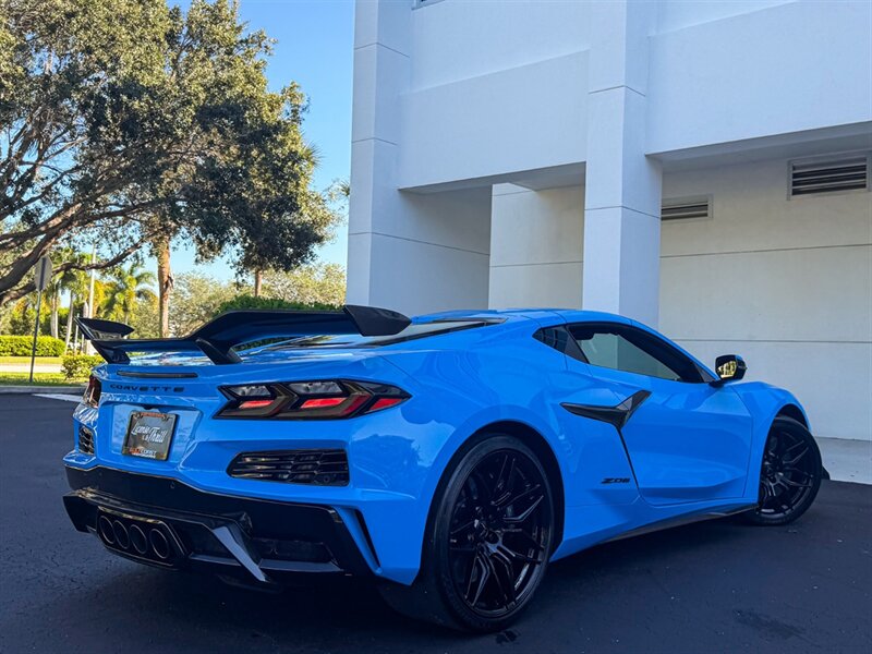 2025 Chevrolet Corvette Z06 - Photo 56 - Bonita Springs, FL 34134
