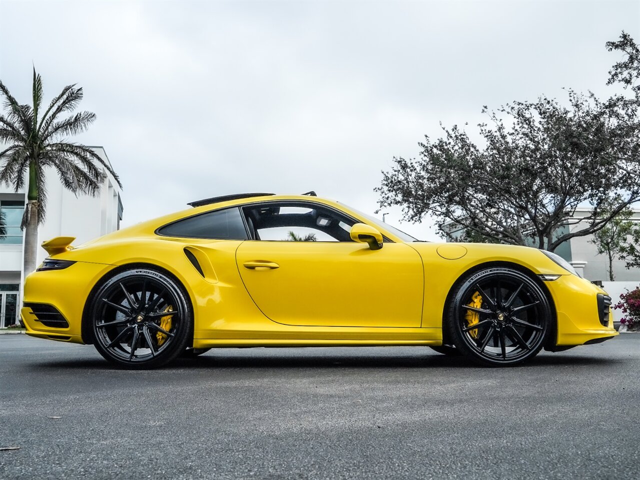 2017 Porsche 911 Turbo S   - Photo 48 - Bonita Springs, FL 34134