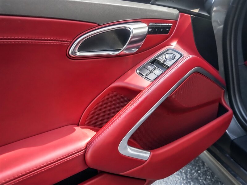 2017 Porsche 911 Carrera S - Photo 22 - Bonita Springs, FL 34134