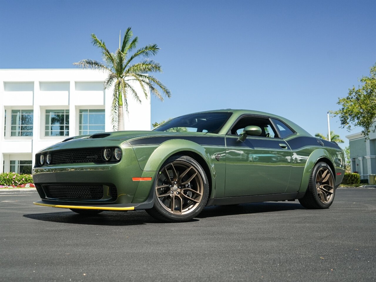 2023 Dodge Challenger SRT Hellcat Redeye Jailbreak Widebody - Photo 11 - Bonita Springs, FL 34134