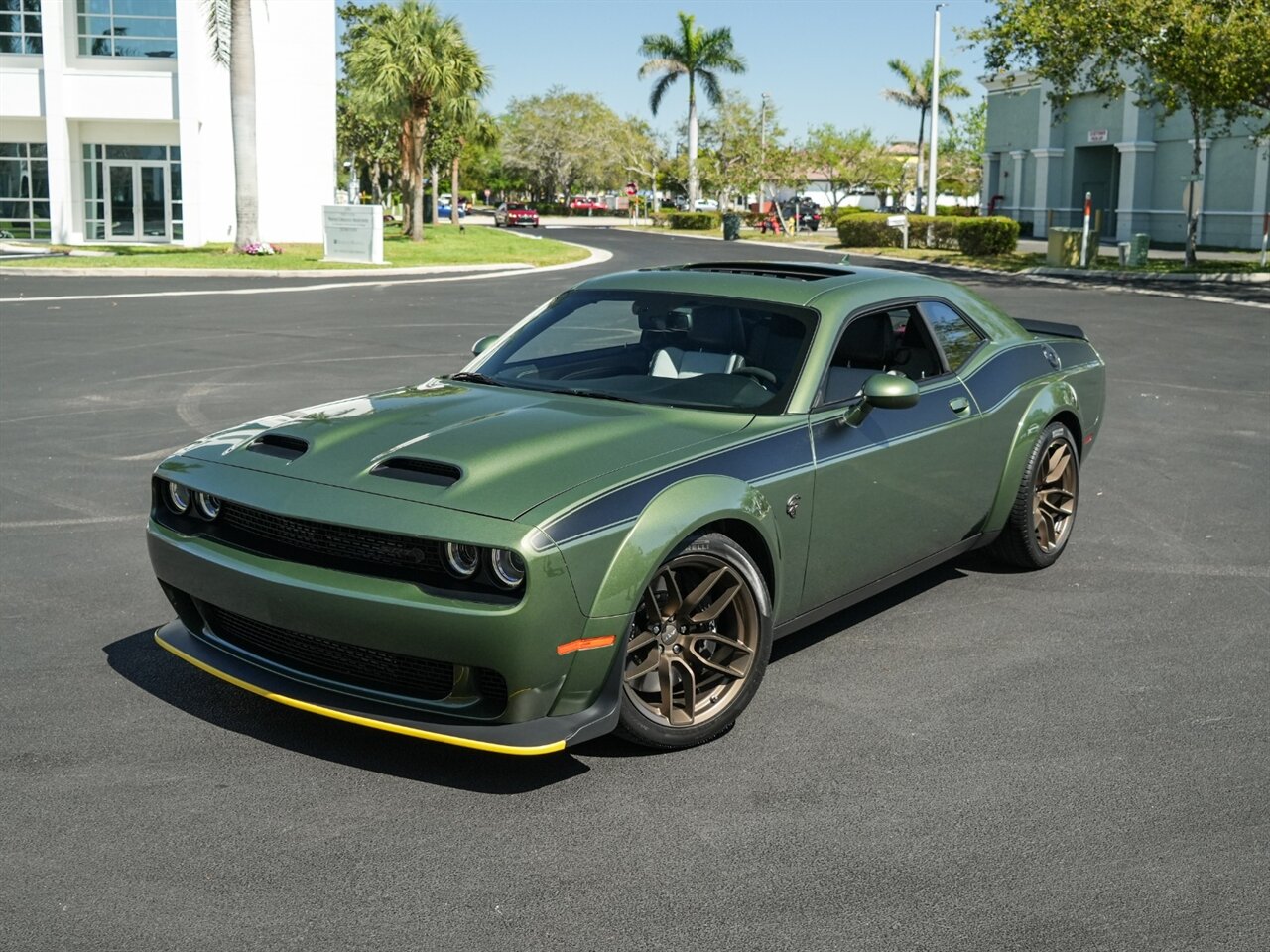 2023 Dodge Challenger SRT Hellcat Redeye Jailbreak Widebody - Photo 9 - Bonita Springs, FL 34134