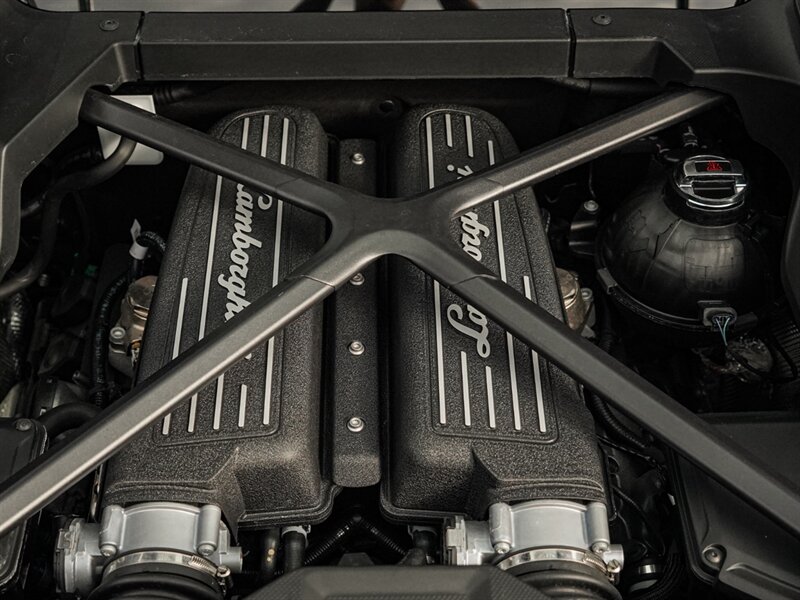 2021 Lamborghini Huracan EVO RWD - Photo 38 - Bonita Springs, FL 34134