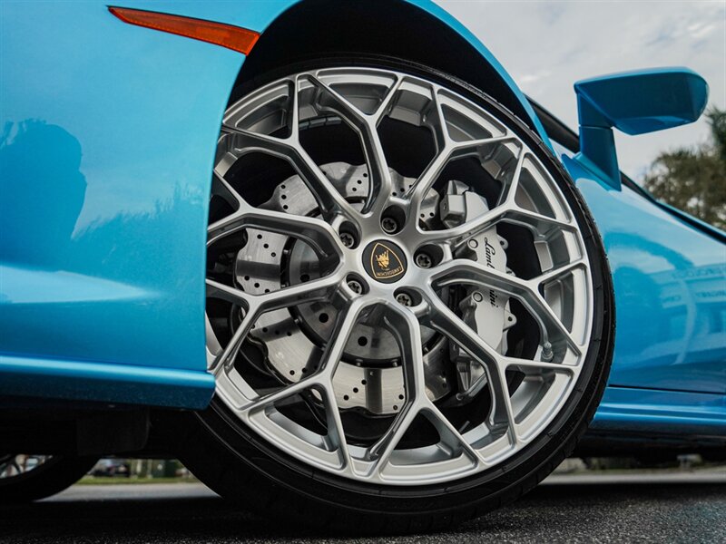 2021 Lamborghini Huracan EVO RWD - Photo 12 - Bonita Springs, FL 34134