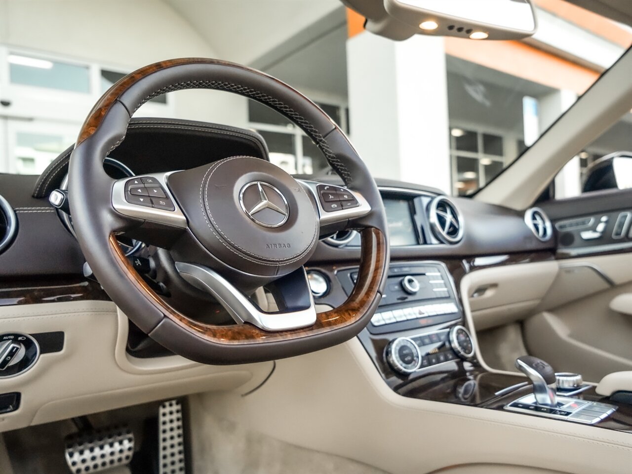 2019 Mercedes-Benz SL 550   - Photo 12 - Bonita Springs, FL 34134