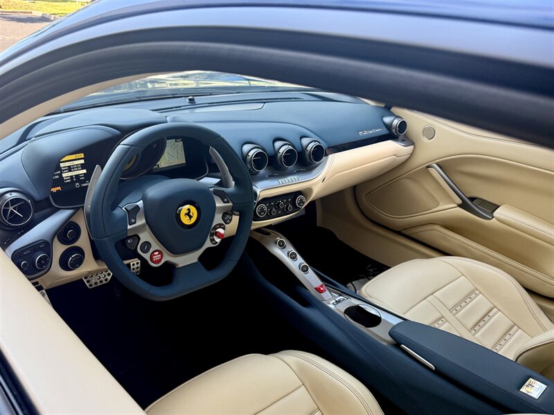 2015 Ferrari F12berlinetta