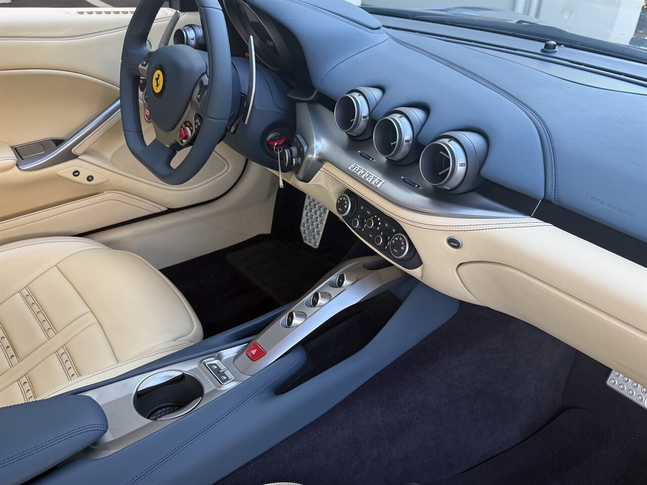 2015 Ferrari F12berlinetta   - Photo 35 - Bonita Springs, FL 34134