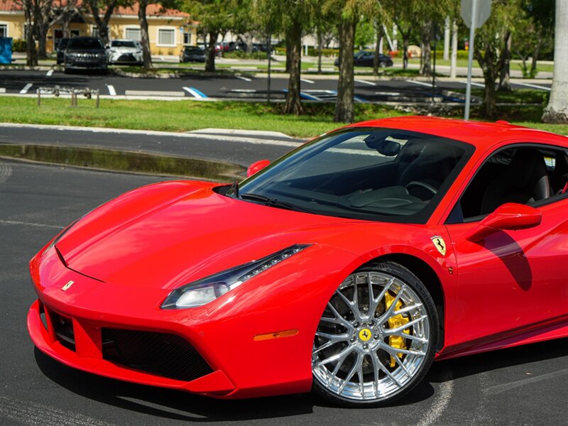2019 Ferrari 488 GTB   - Photo 9 - Bonita Springs, FL 34134