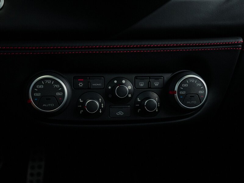 2019 Ferrari 488 GTB   - Photo 17 - Bonita Springs, FL 34134