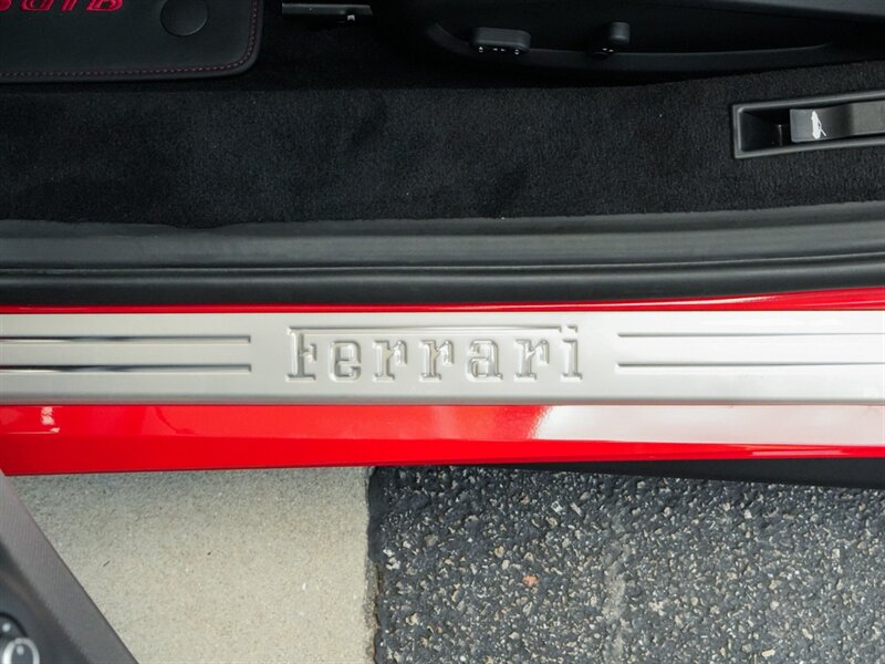 2019 Ferrari 488 GTB   - Photo 30 - Bonita Springs, FL 34134