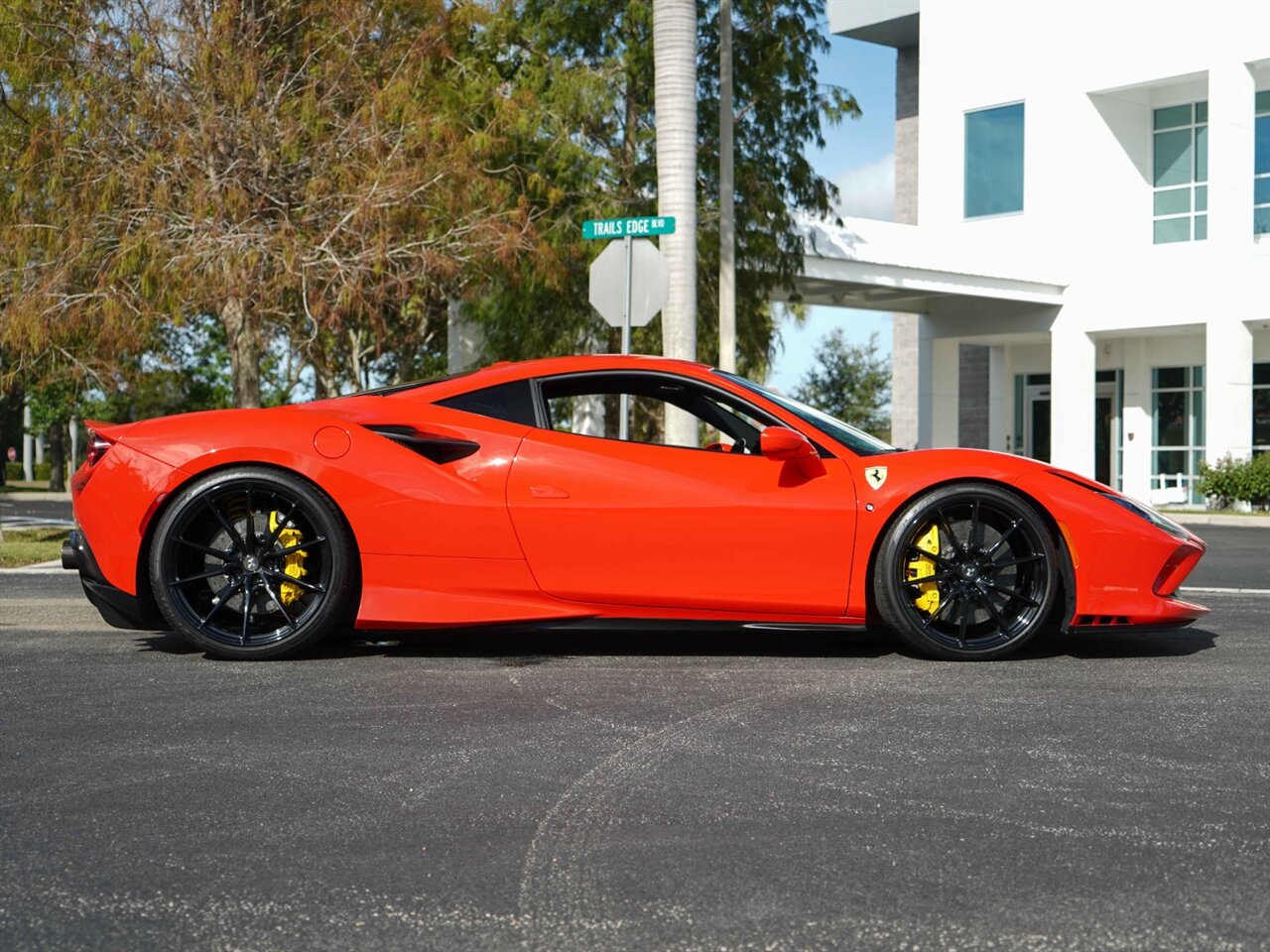 2020 Ferrari F8 Tributo   - Photo 12 - Bonita Springs, FL 34134