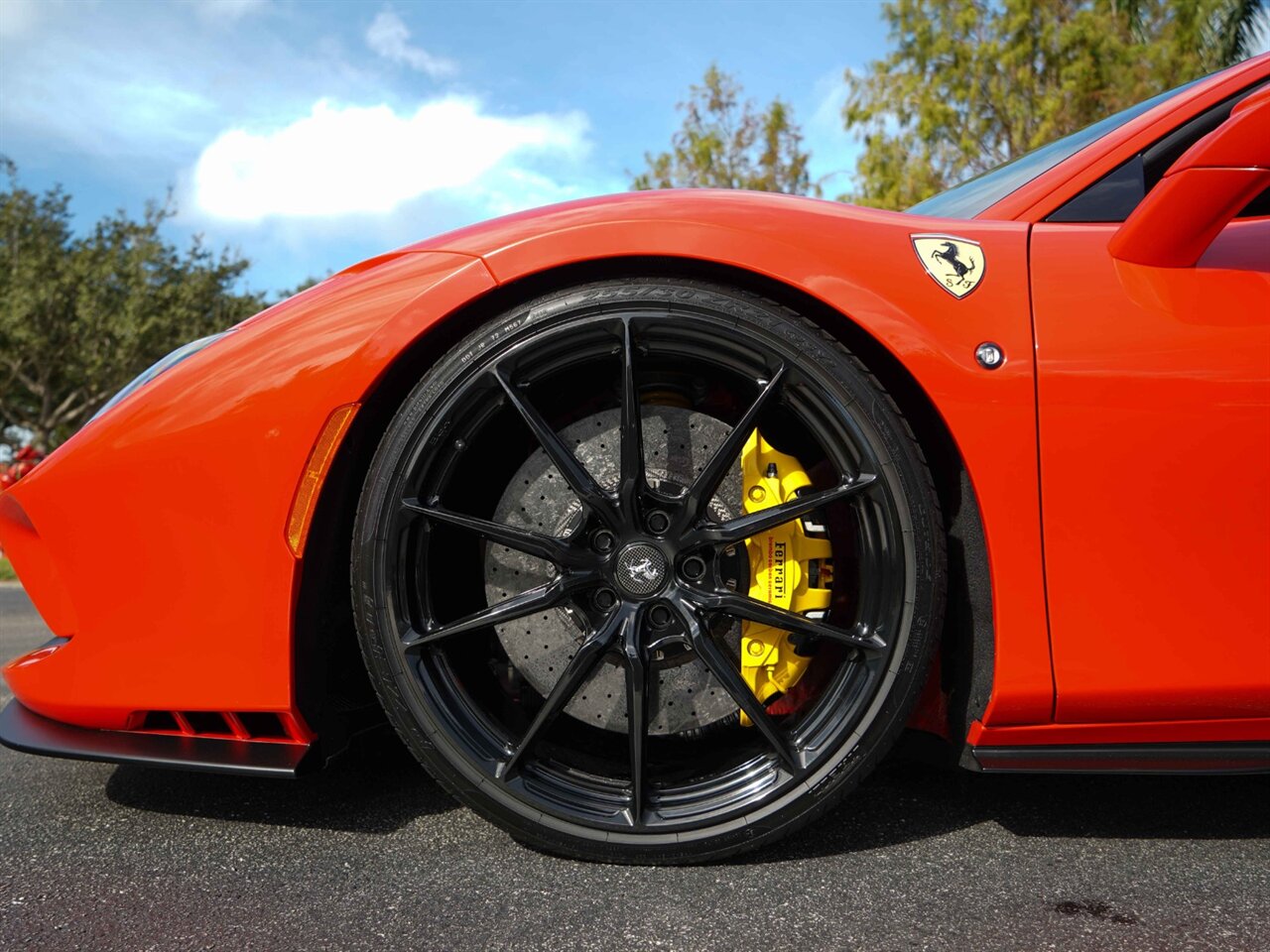 2020 Ferrari F8 Tributo   - Photo 25 - Bonita Springs, FL 34134