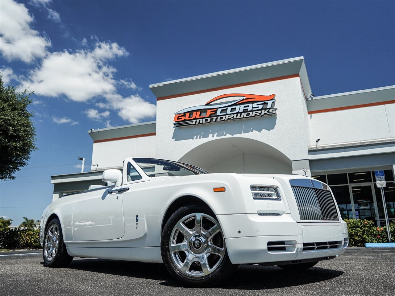 2015 Rolls-Royce Phantom Drophead Coupe   - Photo 86 - Bonita Springs, FL 34134