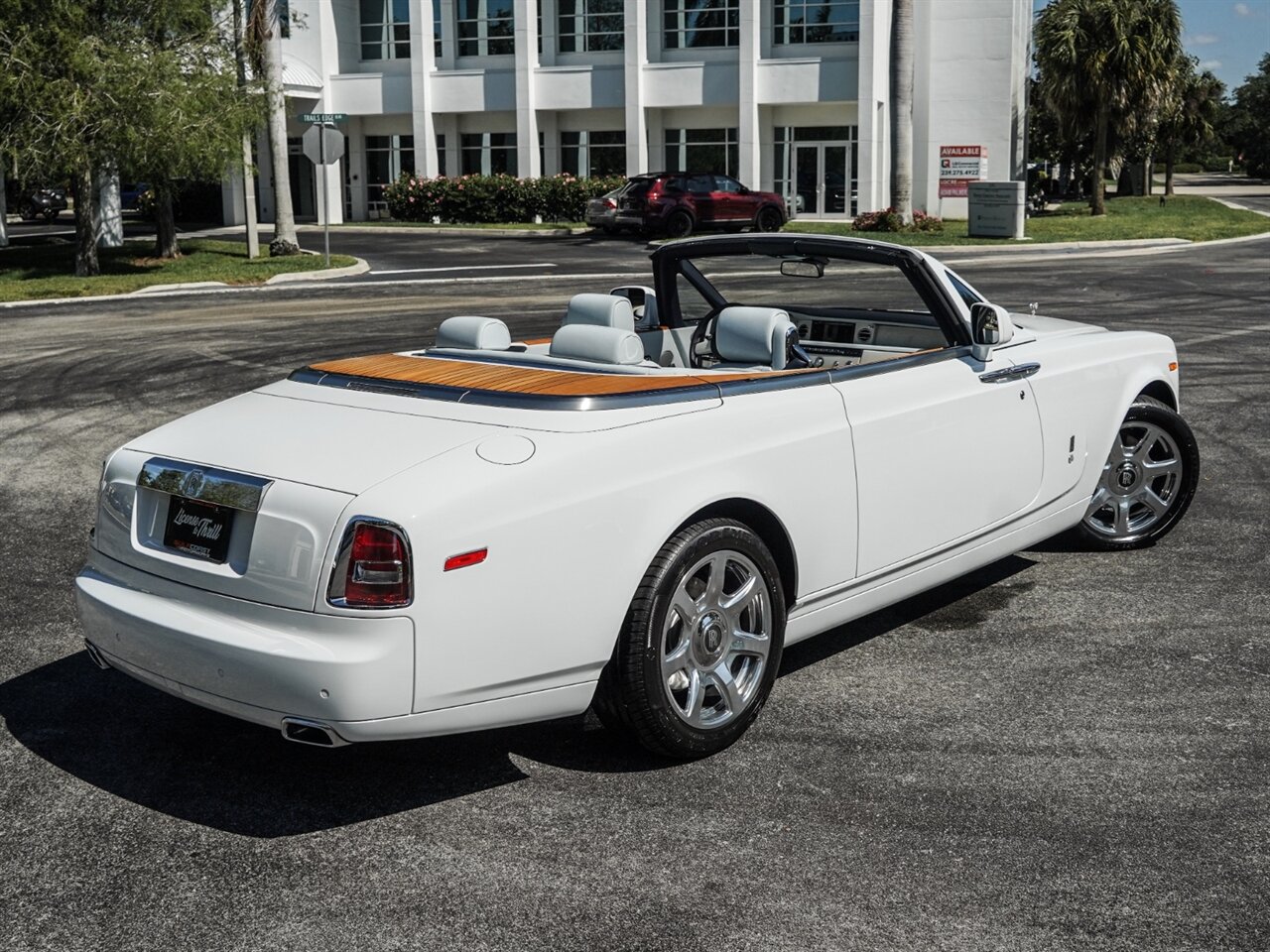 2015 Rolls-Royce Phantom Drophead Coupe   - Photo 70 - Bonita Springs, FL 34134