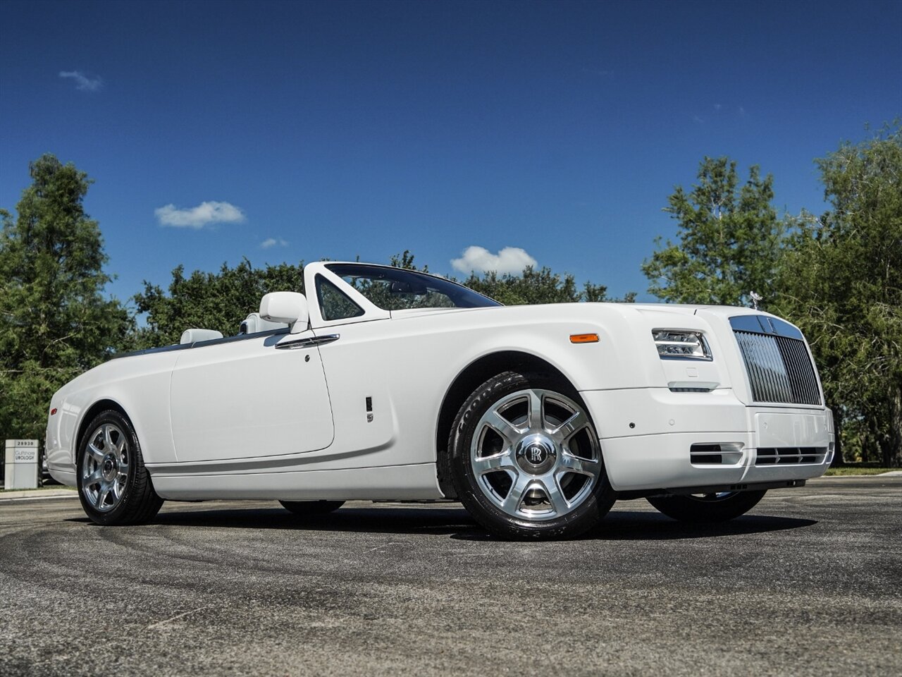 2015 Rolls-Royce Phantom Drophead Coupe   - Photo 85 - Bonita Springs, FL 34134