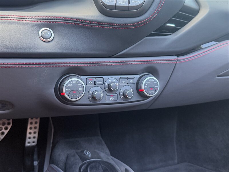 2019 Ferrari 488 Spider - Photo 16 - Bonita Springs, FL 34134