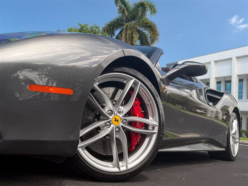 2019 Ferrari 488 Spider - Photo 11 - Bonita Springs, FL 34134