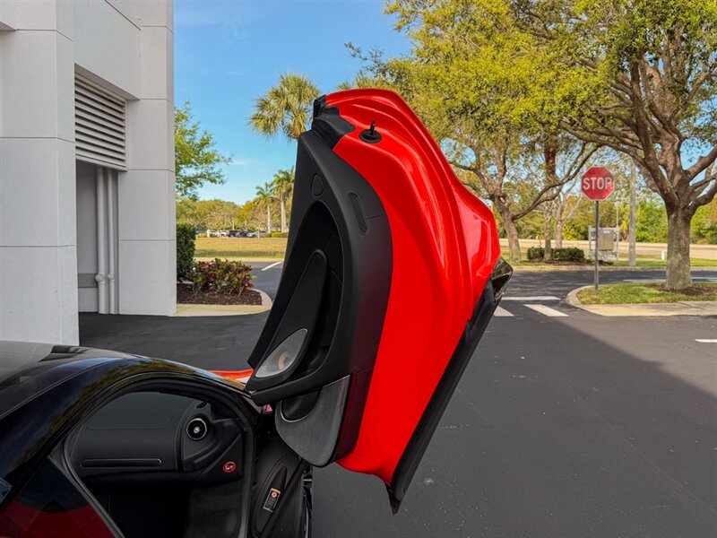 2023 McLaren GT   - Photo 35 - Bonita Springs, FL 34134