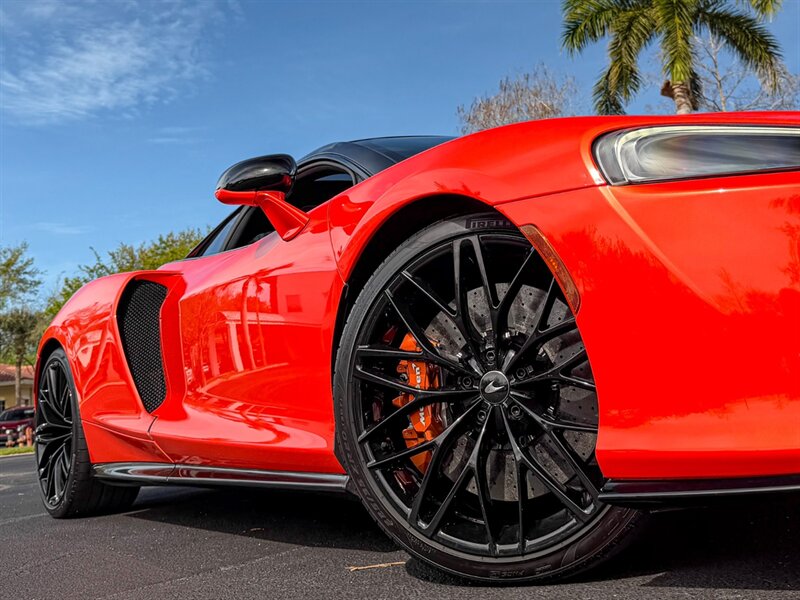 2023 McLaren GT   - Photo 69 - Bonita Springs, FL 34134