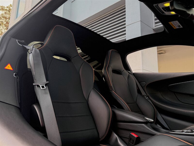 2023 McLaren GT   - Photo 30 - Bonita Springs, FL 34134