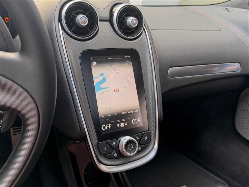 2023 McLaren GT   - Photo 17 - Bonita Springs, FL 34134