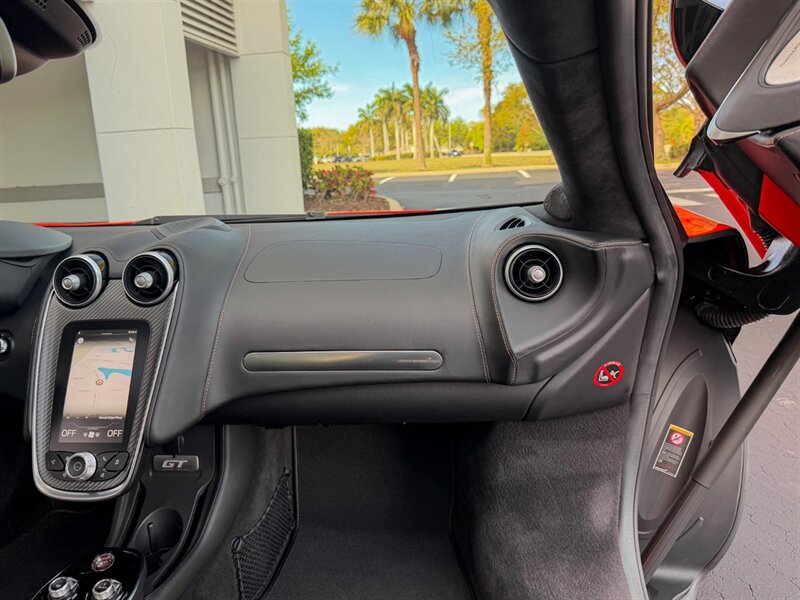 2023 McLaren GT   - Photo 33 - Bonita Springs, FL 34134