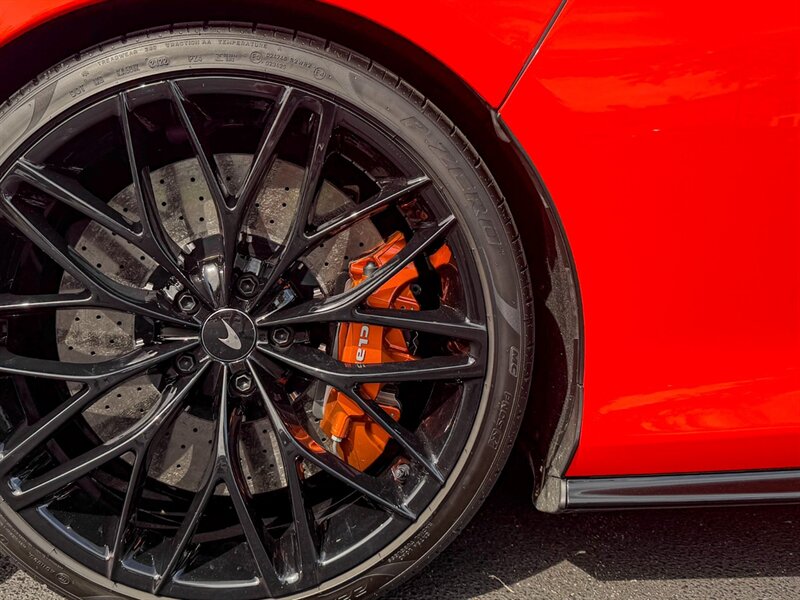 2023 McLaren GT   - Photo 42 - Bonita Springs, FL 34134