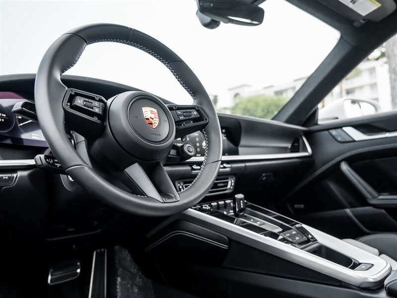 2022 Porsche 911 Turbo S   - Photo 13 - Bonita Springs, FL 34134