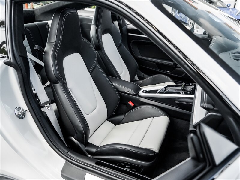 2022 Porsche 911 Turbo S   - Photo 31 - Bonita Springs, FL 34134