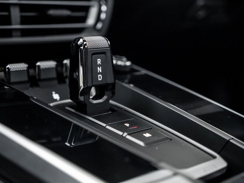 2022 Porsche 911 Turbo S   - Photo 18 - Bonita Springs, FL 34134