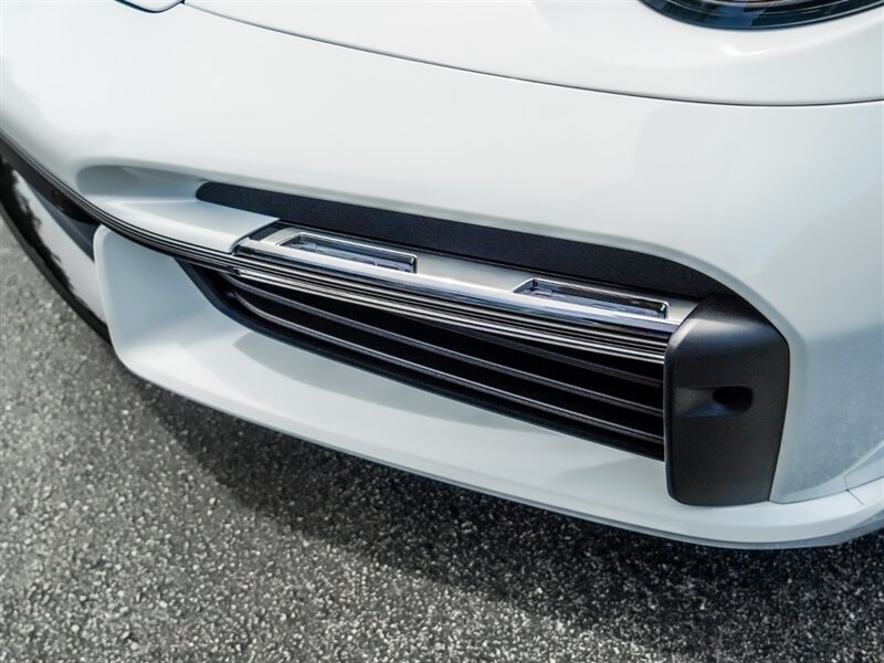 2022 Porsche 911 Turbo S   - Photo 40 - Bonita Springs, FL 34134