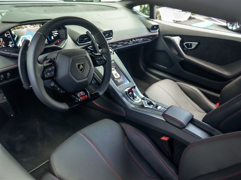 2022 Lamborghini Huracan EVO   - Photo 2 - Bonita Springs, FL 34134