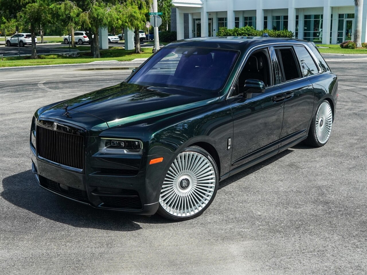 2020 Rolls-Royce Cullinan   - Photo 13 - Bonita Springs, FL 34134