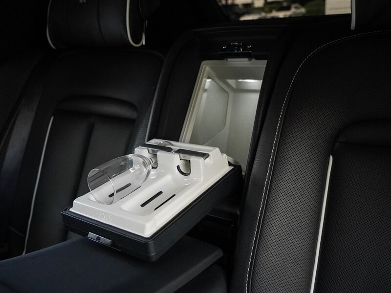 2020 Rolls-Royce Cullinan - Photo 32 - Bonita Springs, FL 34134