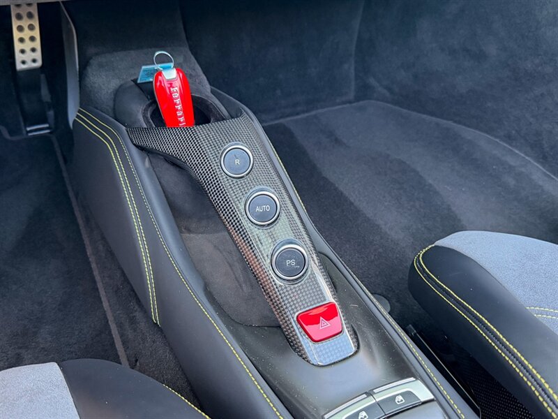 2019 Ferrari 488 Spider - Photo 16 - Bonita Springs, FL 34134